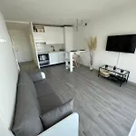 Апартаменты New Studio, Piscine Et Vue • Proche De Monaco Босолей