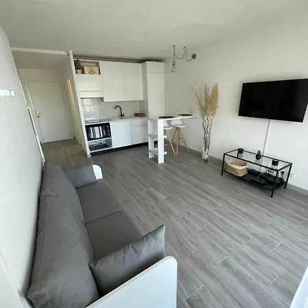 Appartement New Studio, Piscine Et Vue • Proche De Monaco Beausoleil