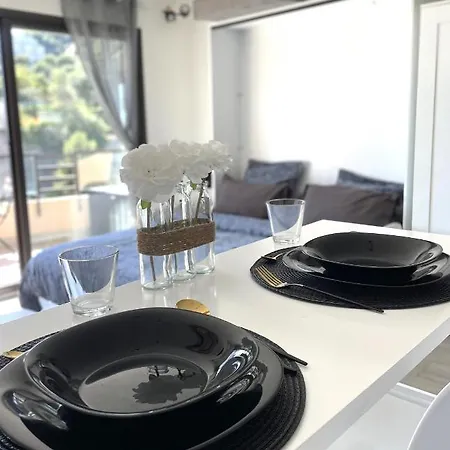 New Studio, Piscine Et Vue • Proche De Monaco * Beausoleil