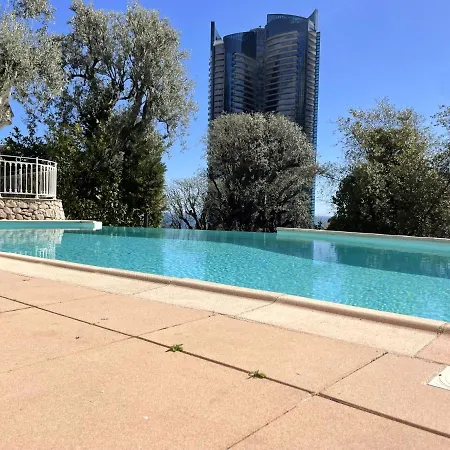 New Studio, Piscine Et Vue • Proche De Monaco
